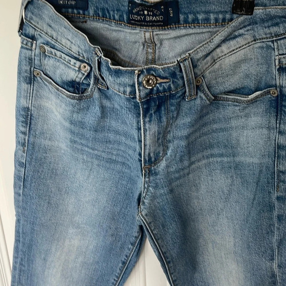 Lucky  Jeans blue denim sweet crop size 4/27 cropped - Picture 6 of 16